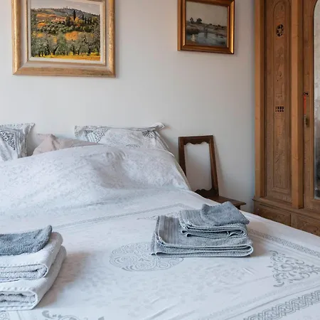 Helychrisa Bed and Breakfast